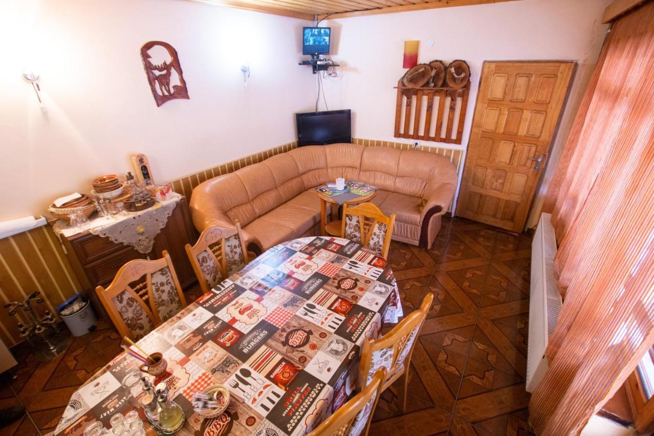 Casa Alba Hotel Baia de Aramă Buitenkant foto